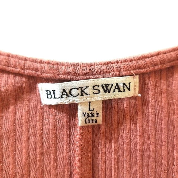 Black Swan Dress - Picture 4 of 4